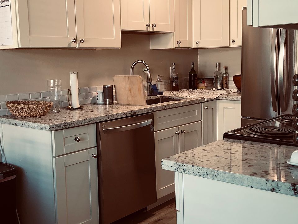1st image of 1475 Eden Ave #2