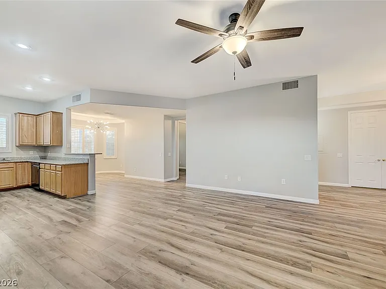 201 Kaelyn St #1 — Photo 4