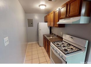 5324 C St SE #201, Washington, DC 20019