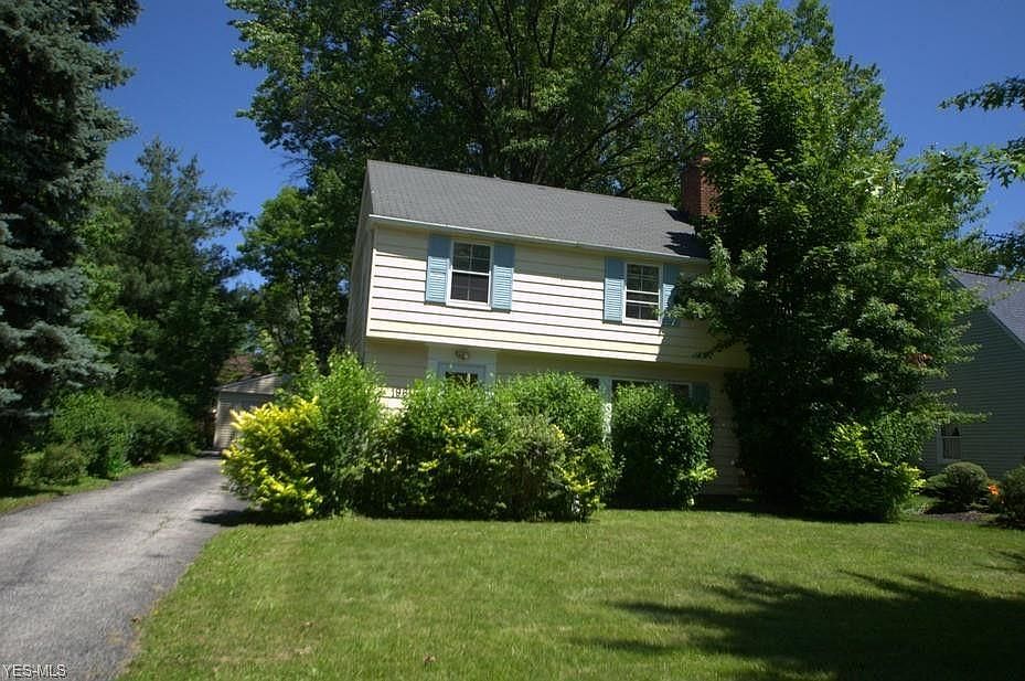 1st image of 1961 Wyandotte Dr