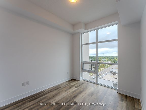 4th image of 470 Dundas St E #1207