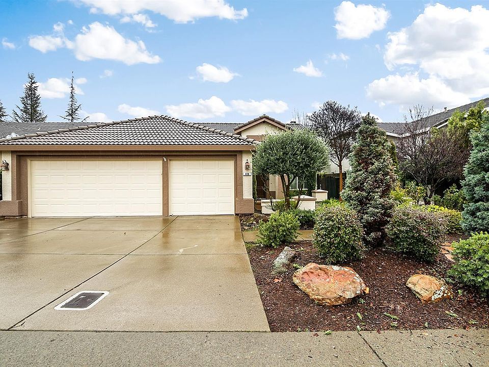 1st image of 408 Fisher Cir