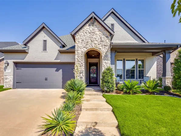 1812 Leo Dr, Van Alstyne, TX 75495