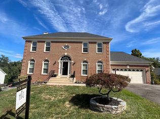 16064 Olmstead Ln, Woodbridge, VA 22191