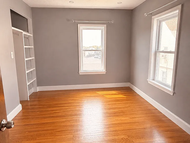 9 Almont St #2 — Photo 7