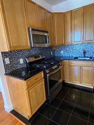 Rented by Voro, LLC | media 42