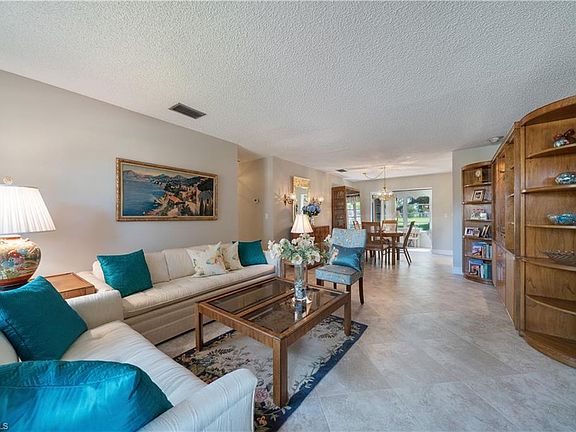 3rd image of 1095 Forest Lakes Dr