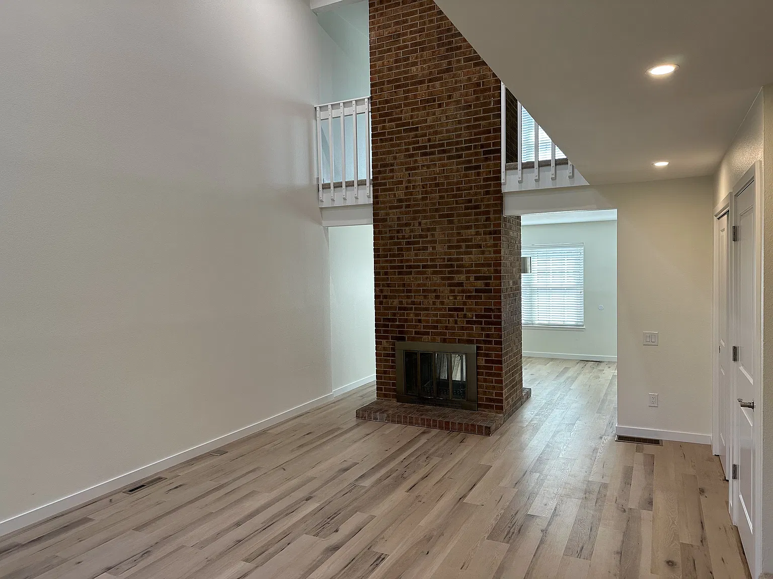 7964 E Phillips Circle — Photo 3