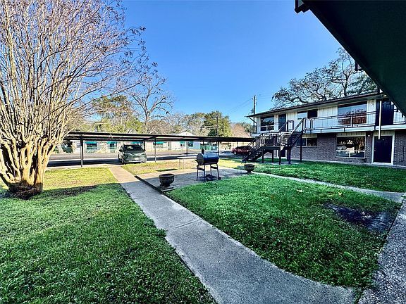 2nd image of 2201 N Grand Blvd APT 11