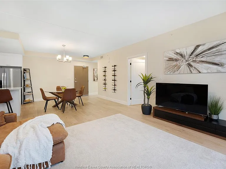 2550 Sandwich West Pkwy #111 — Photo 7