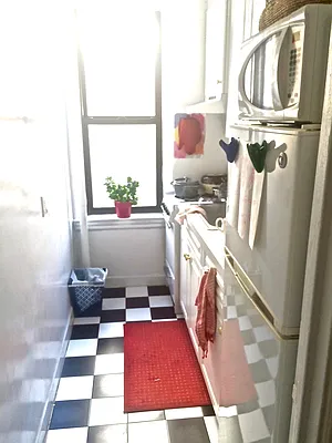 Rented by Luxor Homes & Investment Realty | media 12