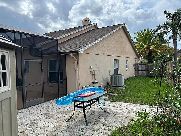 11942 Frieth Dr — Photo 34