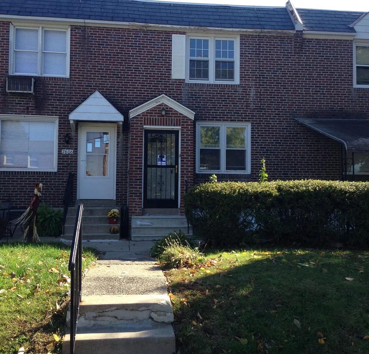 3 bed, 1200 sqft, $1,850 — Photo 1
