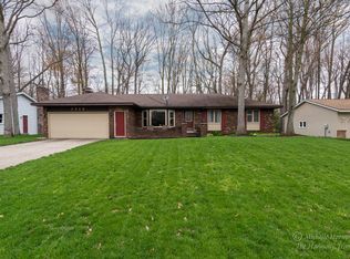 1719 Chateau Dr SW, Wyoming, MI 49519