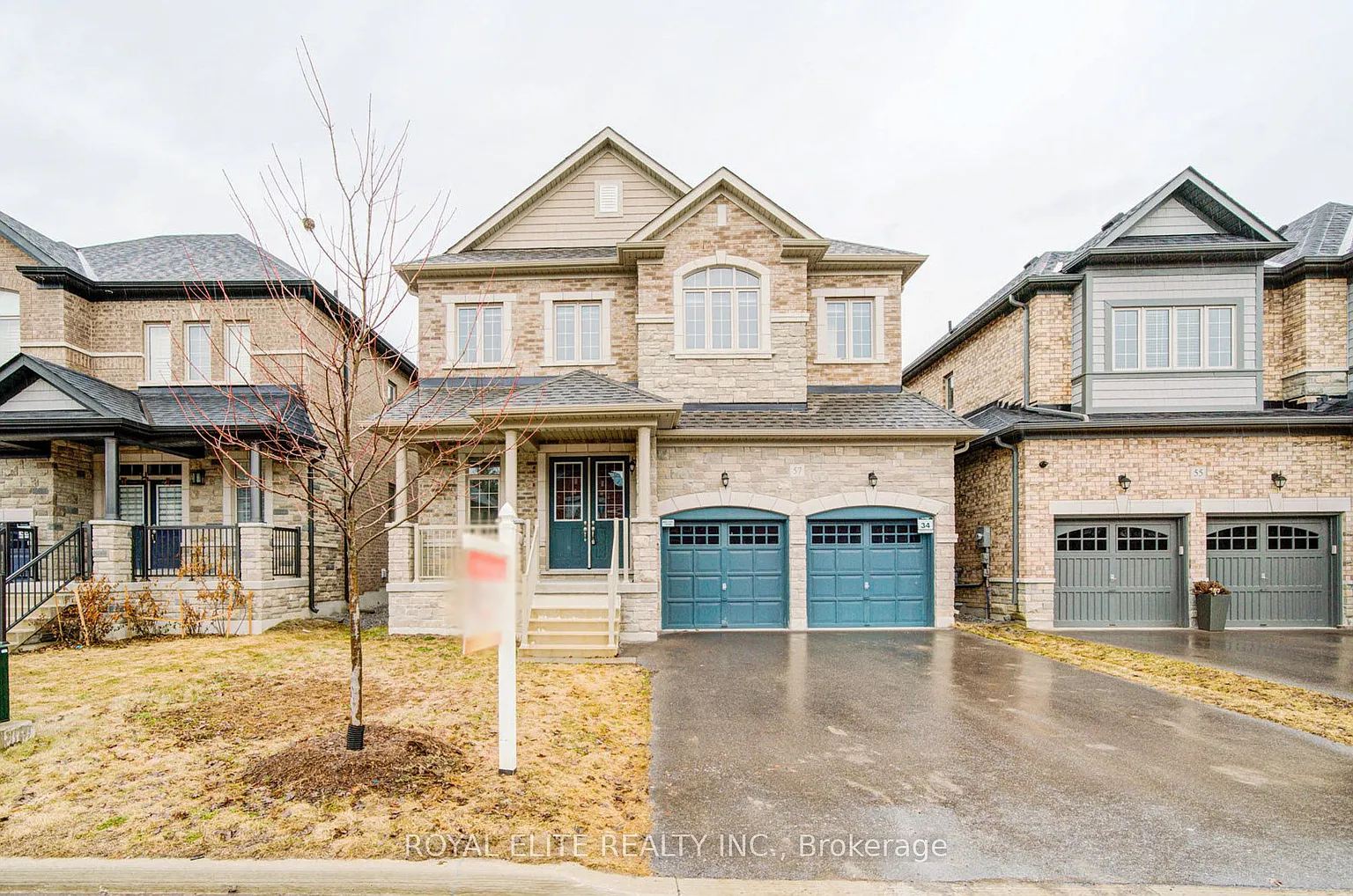 57 Betty May Cres photo 1