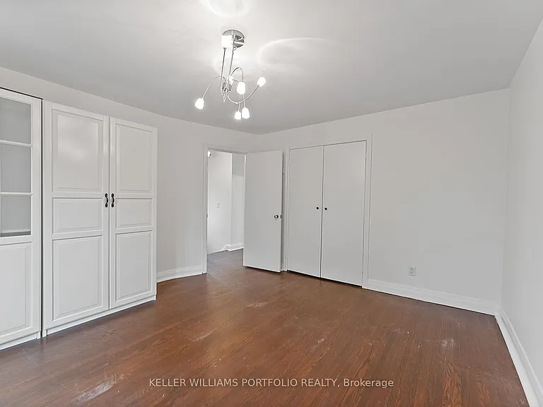 40 Scarboro Cres — Photo 30