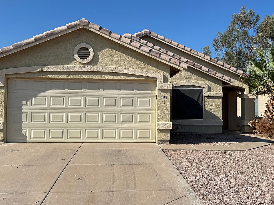 1st image of 9308 E Carmel Ave