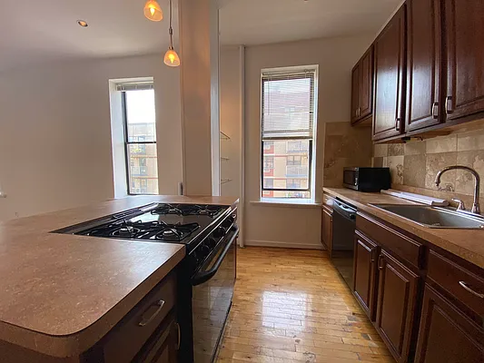 Rented by Corcoran | media 26