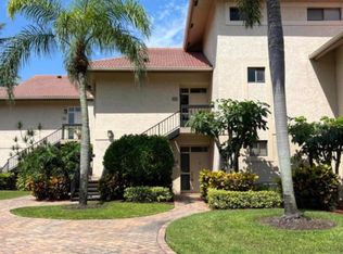 19231 Sabal Lake Dr, Boca Raton, FL 33434