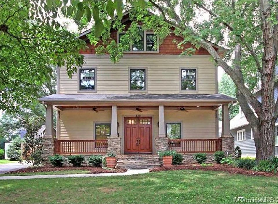 1st image of 526 Magnolia Ave