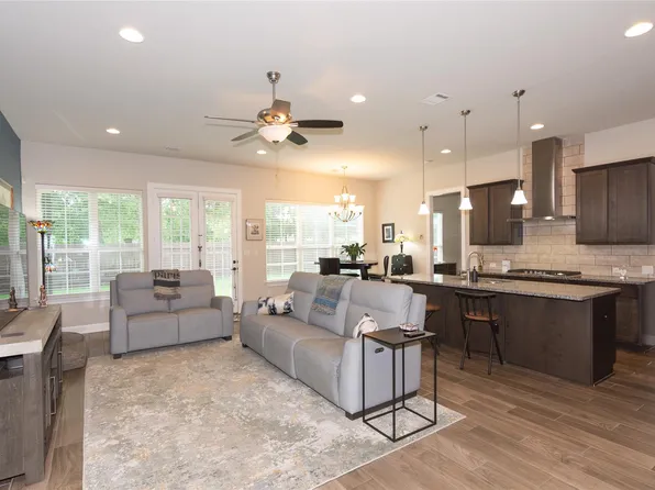 4733 Collins St #610, Round Rock, TX 78681
