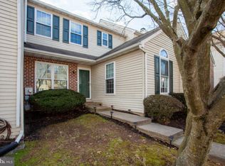 36 Village Dr, Schwenksville, PA 19473