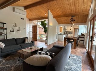 343 Peach Grove Ln, Santa Barbara, CA 93105