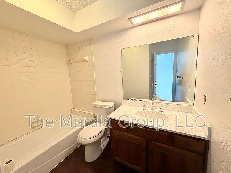 13339 Fall Manor Dr — Photo 14