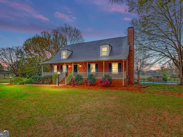 275 Old Farm Rd, Fayetteville, GA 30215