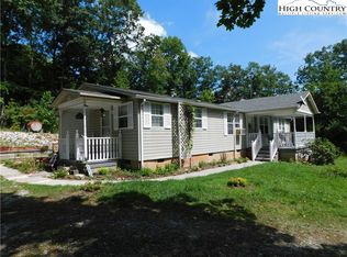 563 Mullin Hill Rd, Spruce Pine, NC 28777