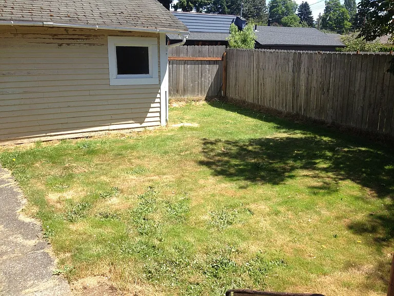 3004 Meridian St — Photo 5