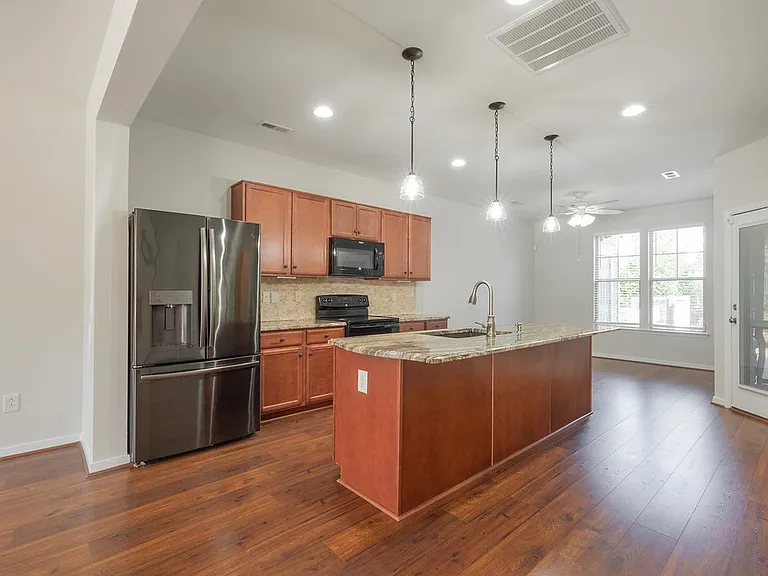 17458 Memorial Tournament Dr — Photo 9