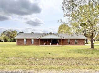 407 W 5th St, Hartford, AR 72938