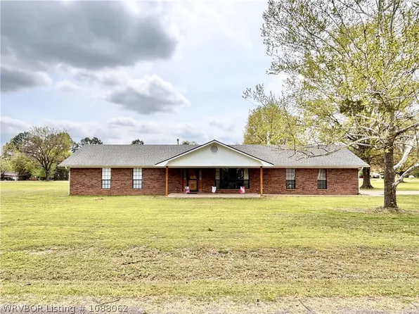 407 W 5th St, Hartford, AR 72938