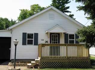 1013 Bernstein St, Streator, IL 61364