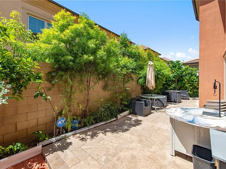 61 Berkshire Wood — Photo 42