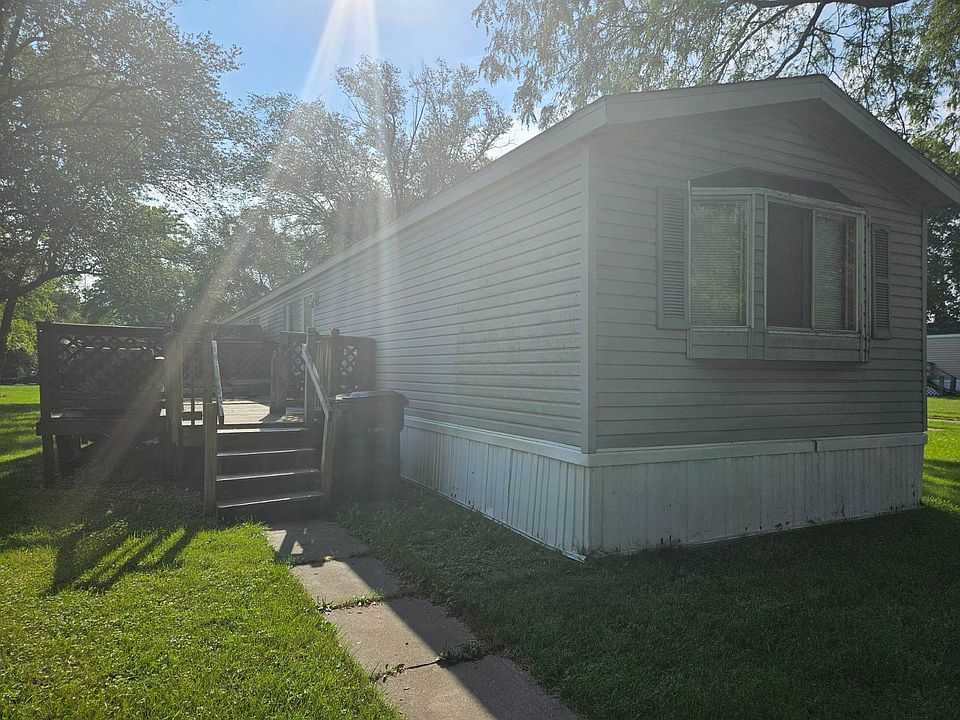 14876 Washington Rd West Burlington, IA Zillow