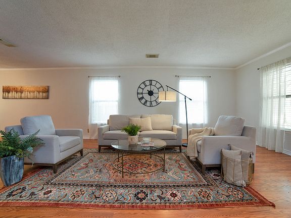 3rd image of 2206 Cypress Pearl