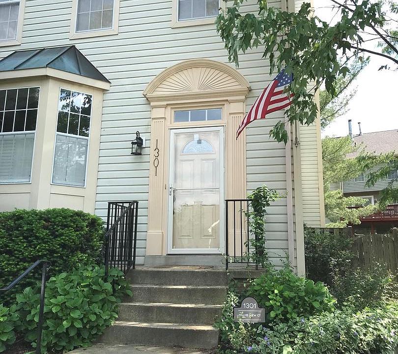 1st image of 1301 Travis View Ct