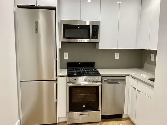 Rented by Roomeze | media 11