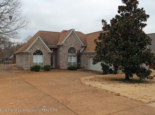 17 Forked Creek Pkwy, Hernando, MS 38632