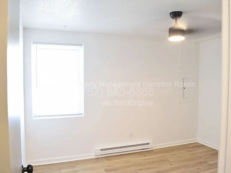 6249 Alexander St #F — Photo 14