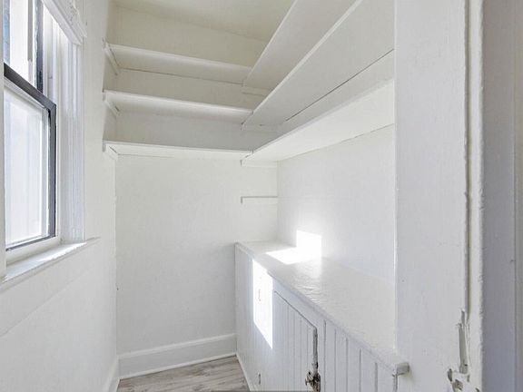 5th image of 3207 N 3rd St