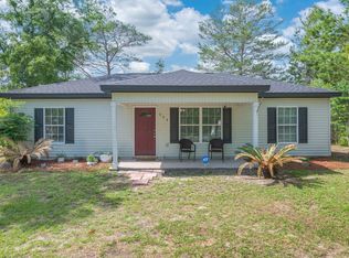 254 E Iris Ln, Defuniak Springs, FL 32433