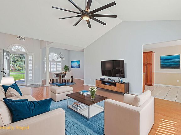 2nd image of 3888 Stillwood Dr.