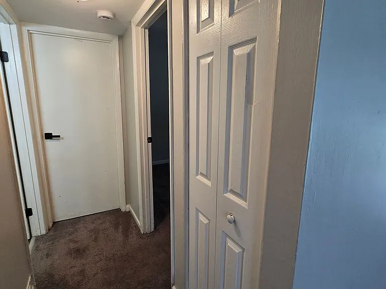 3224 N Talbot Ave — Photo 6
