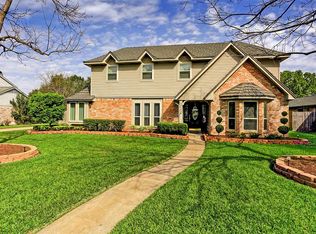 15802 Tenbury St, Houston, TX 77040