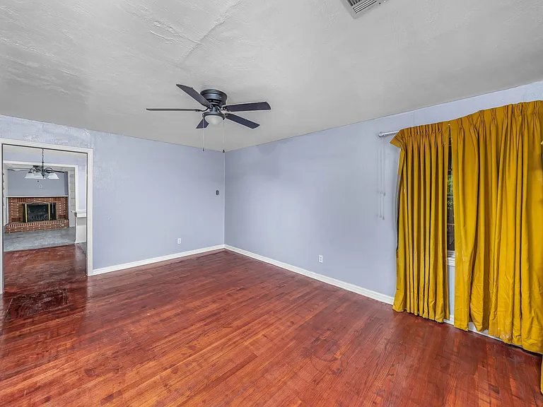 1416 NW 23rd St — Photo 4