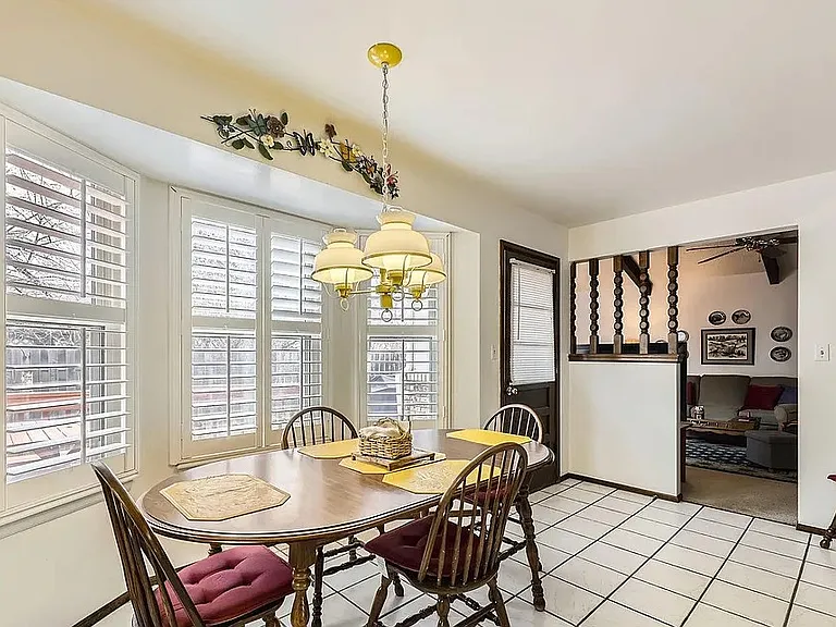 3045 McIntosh Dr — Photo 6