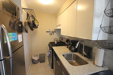 Rented by URBAN UTOPIA REALTY LLC